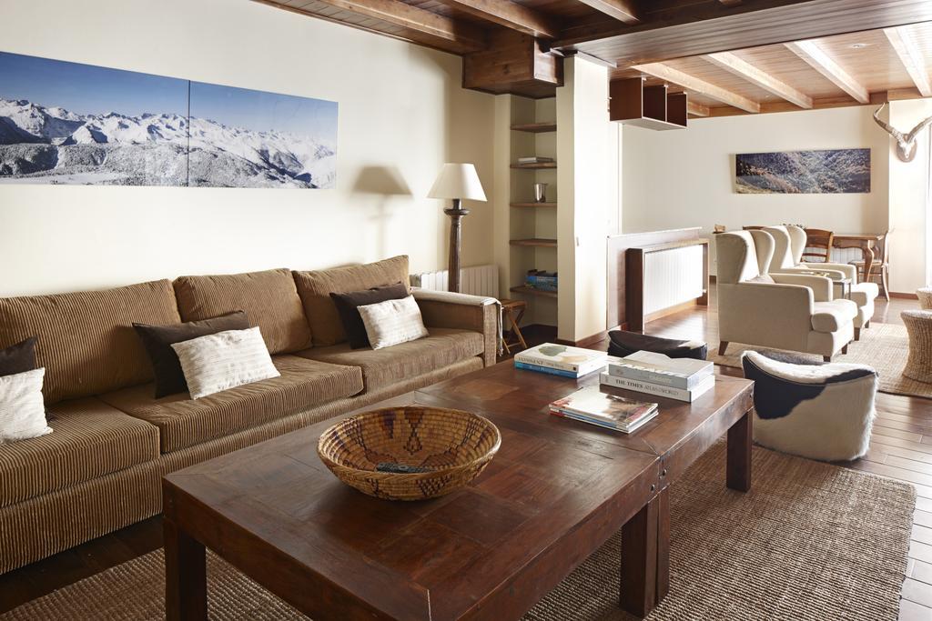 Hotel Val De Ruda Baqueira Beret Buitenkant foto