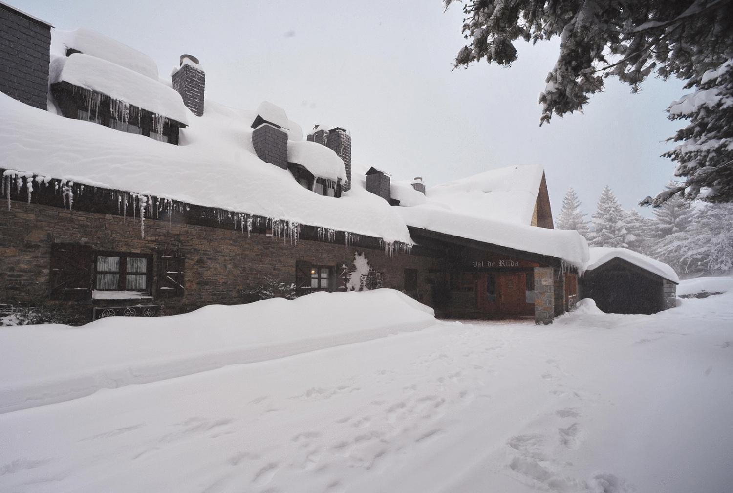 Hotel Val De Ruda Baqueira Beret Buitenkant foto